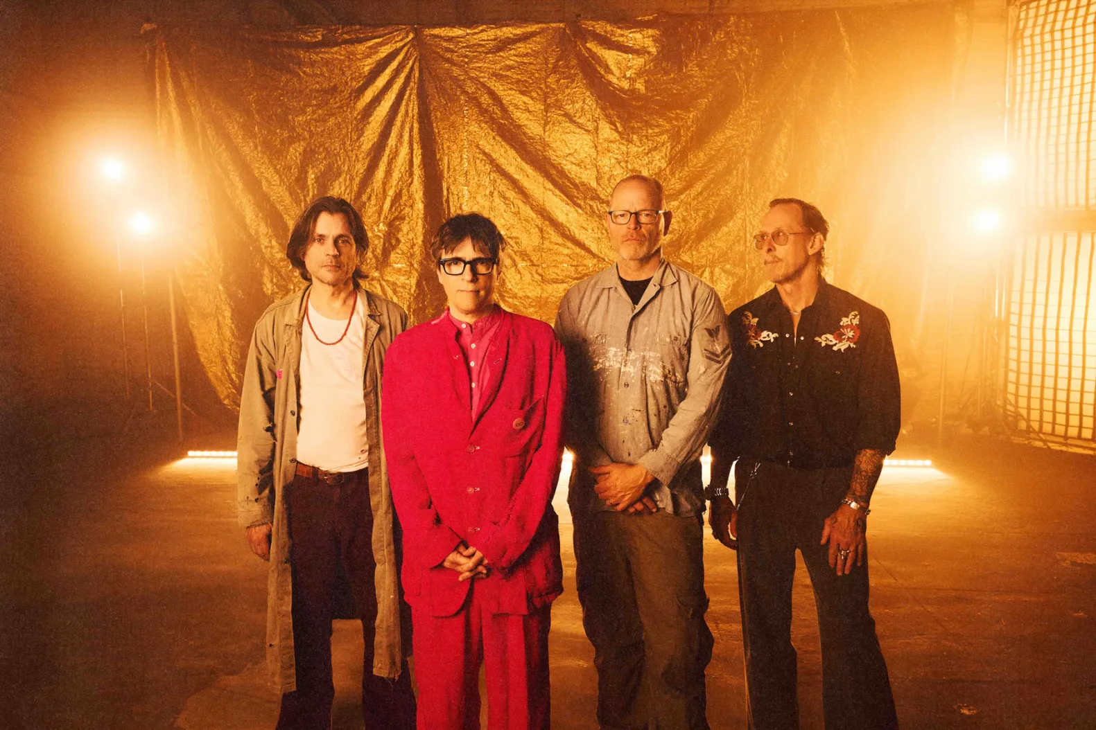 Weezer Umumkan Album Ke-20, Gandeng Wednesday di Single Baru "We Might As Well Be Strangers"