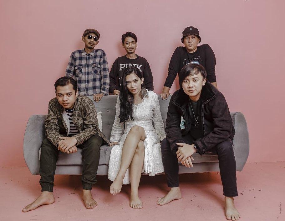Mahalara Resmi Rilis Album Perdana Bertajuk "MAHALARA"